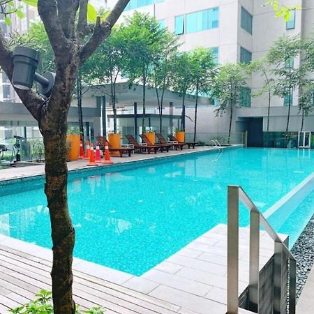 Mercu Summer Suites Klcc By Tasrifa Kuala Lumpur Exterior photo